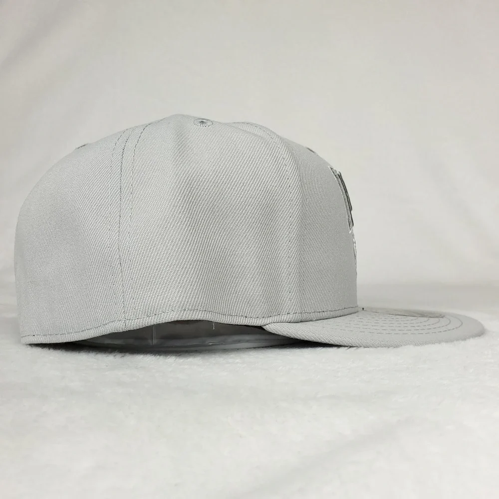 Pittsburgh Pirates Mitchell & Ness MLB Fitted 7 3/4 Liberty Fit Hat Cap Gray NWT